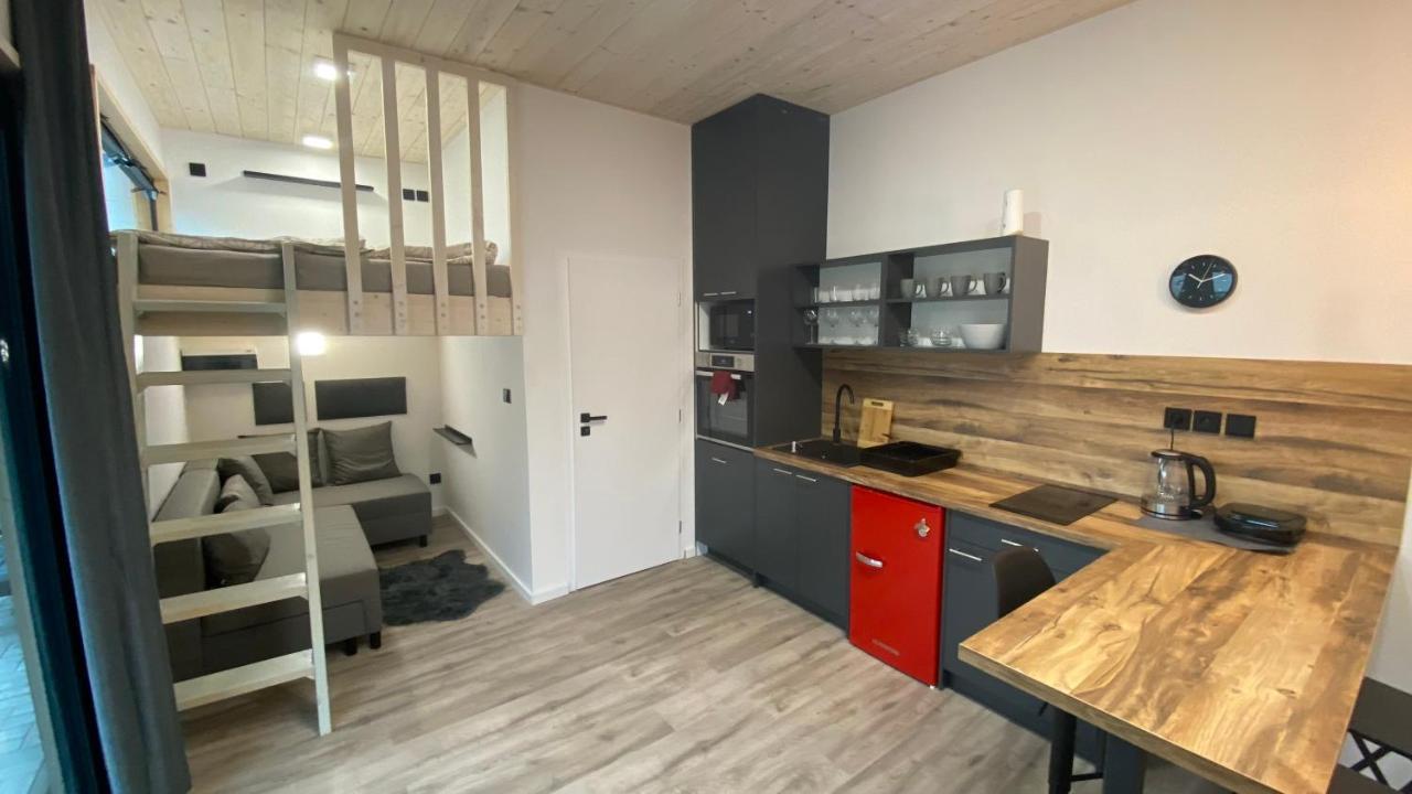 파르두비체 Tiny House 아파트 외부 사진